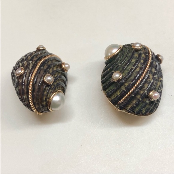 Estate MAZ 14K Gold Seashell w/Pearls Clip on SOLD! - Picture 2 of 8